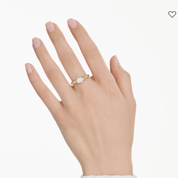 Swarovski Ring - Picture 2 of 4